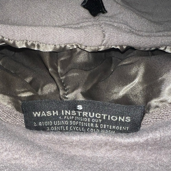 Angelic motion grey hoodie - Picture 1 of 4